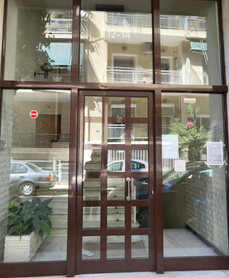 Romantic Deluxe Svite Wise Jacuzzi And Sauna Athens Exterior photo